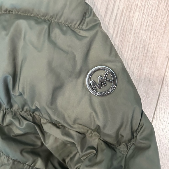 Michael Kors Packable Down Fill Puffer Jacket in Olive - Picture 6 of 10